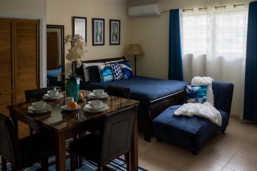 A Taste Of Paradise - Vacation Rentals Close To Us Embassy & Restaurants Nassau Eksteriør billede